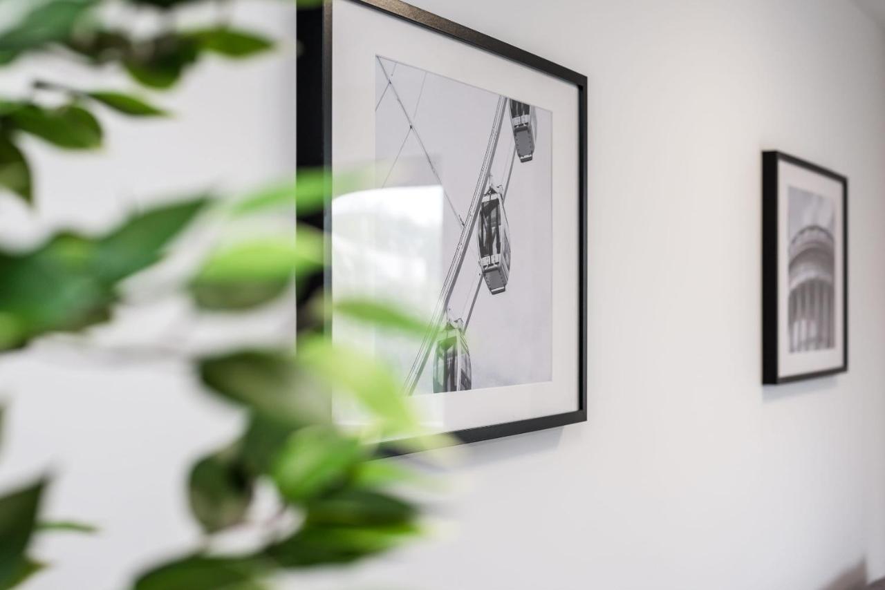 Host Apartments - Spacious 3 Bed Apartment With 3 Ensuites Liverpool Kültér fotó
