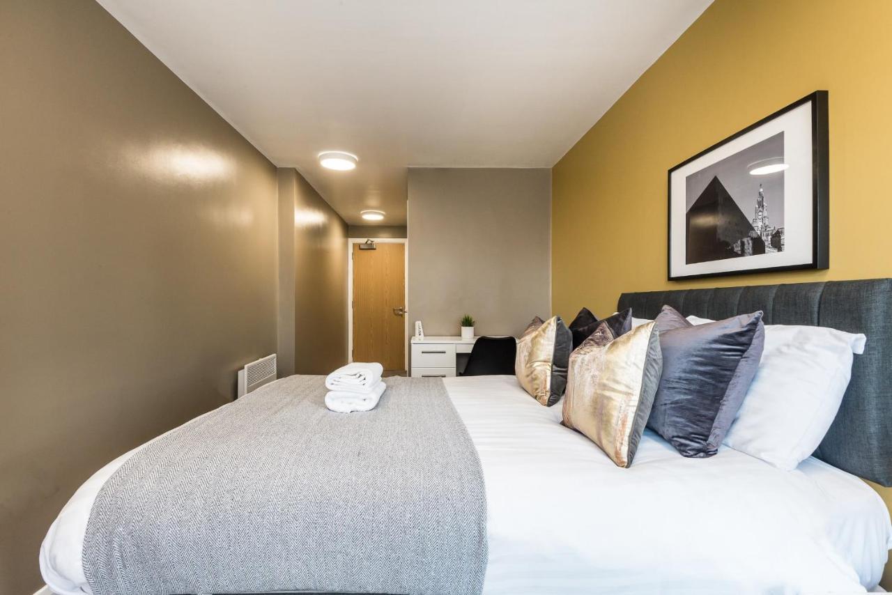 Host Apartments - Spacious 3 Bed Apartment With 3 Ensuites Liverpool Kültér fotó