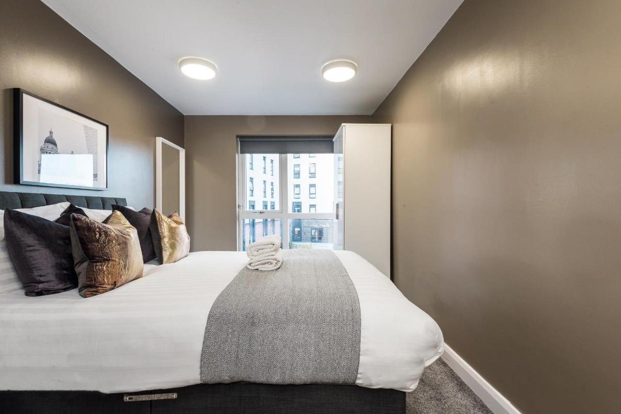 Host Apartments - Spacious 3 Bed Apartment With 3 Ensuites Liverpool Kültér fotó